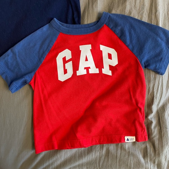 GAP Logo Colorblock T-shirt For Toddler Size 18-24M - Picture 2 of 5